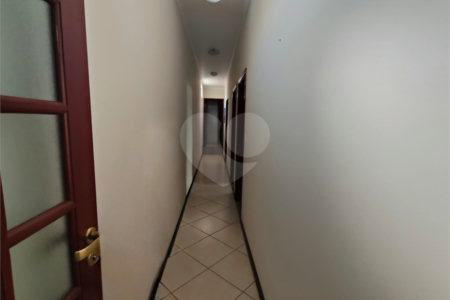 Sobrado à venda ou para alugar com 3 quartos, sendo 1 suíte,  em Jardim Itália, Itapetininga, SP