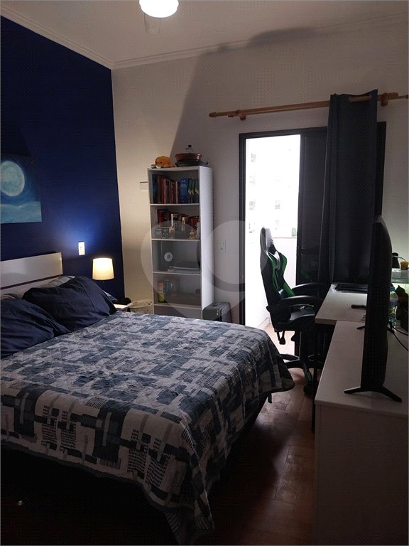 Apartamento à venda com 4 quartos, sendo 1 suíte,  em Vila Ipojuca, São Paulo, SP