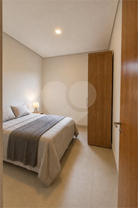 Sobrado à venda com 3 quartos, sendo 1 suíte, em Parque Edu Chaves, São Paulo, SP