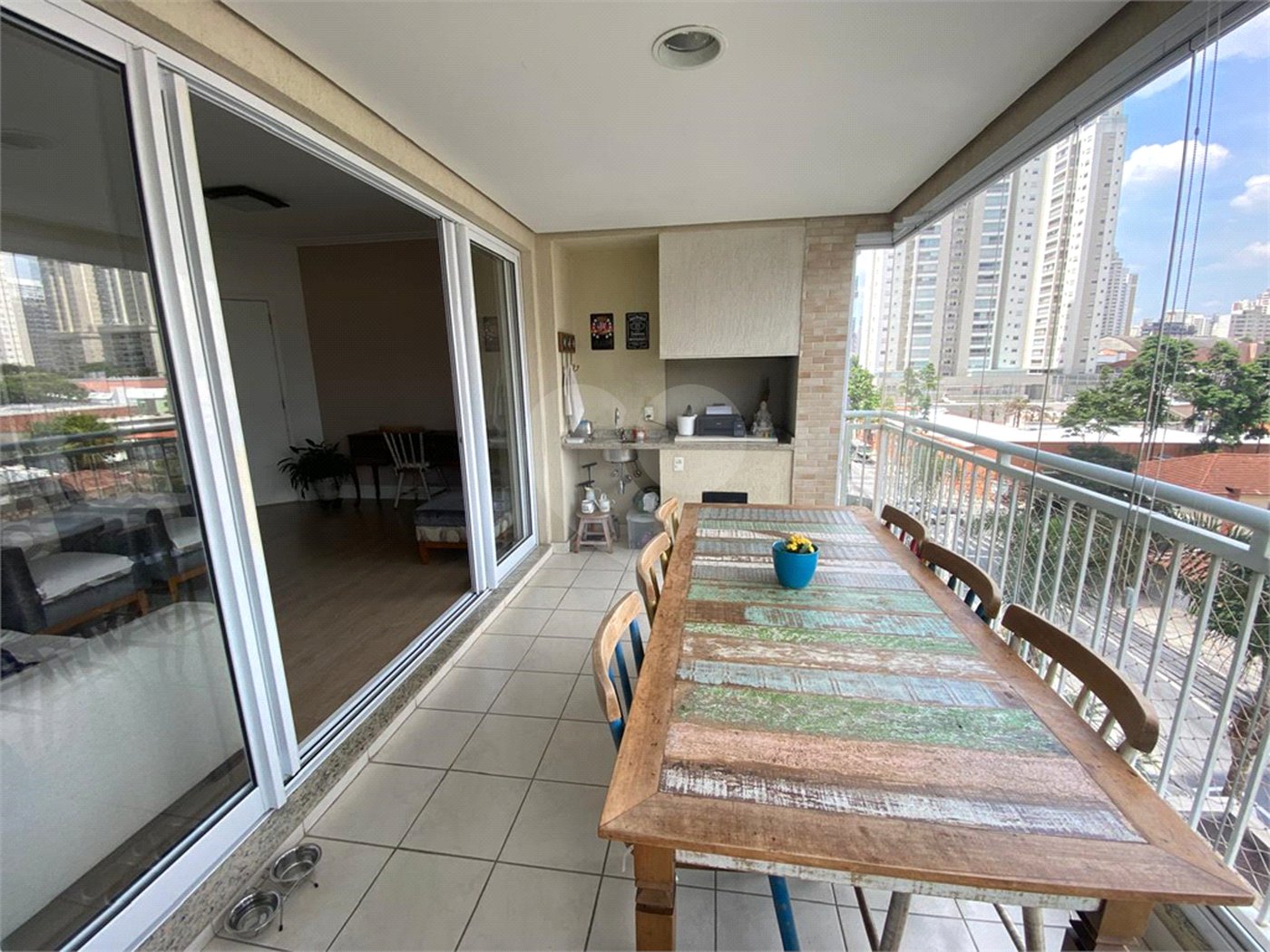 Apartamento à venda com 3 suítes em Lapa, São Paulo, SP