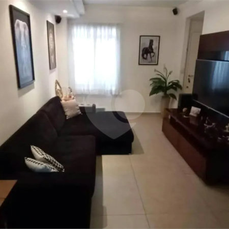 Casa à venda com 3 quartos, sendo 1 suíte, no condomínio Jardim das Palmas, São Paulo - SP