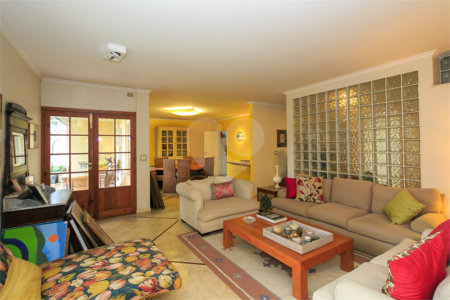 Casa à venda com 4 quartos, sendo 2 suítes, em Jardim Marajoara, São Paulo, SP