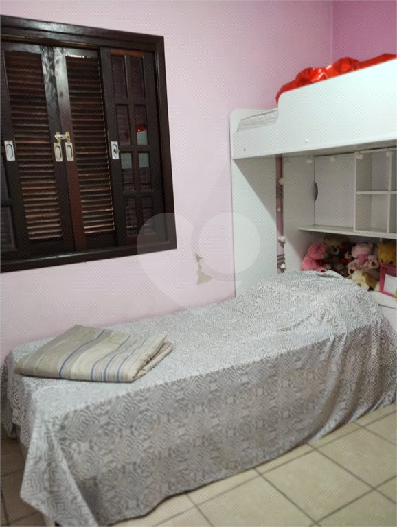 Sobrado à venda com 4 quartos, sendo 1 suíte,  em Butantã, São Paulo, SP