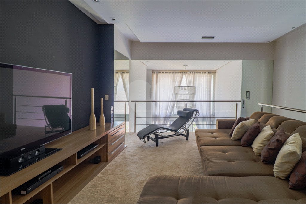 Apartamento à venda com 3 quartos, sendo 2 suítes,  em Cidade Monções, São Paulo, SP
