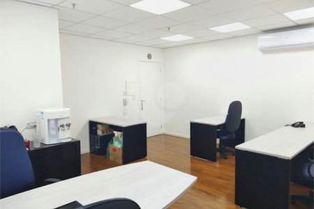 Sala à venda em Vila Leopoldina, São Paulo, SP