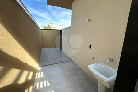 Casa à venda com 3 quartos, sendo 1 suíte, em Vila Progresso, Itapetininga, SP