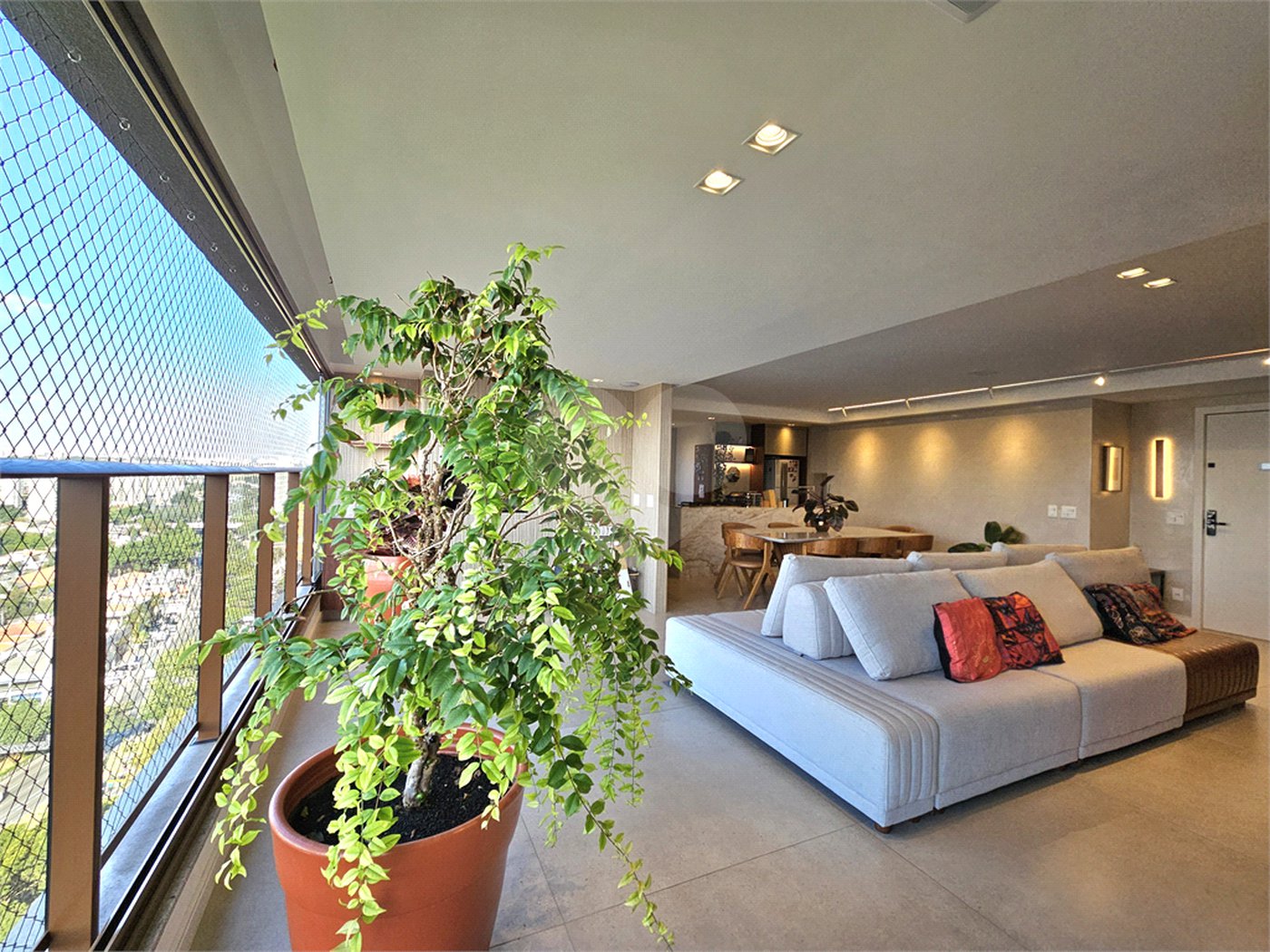 Apartamento à venda com 3 suítes em Brooklin Novo, São Paulo, SP