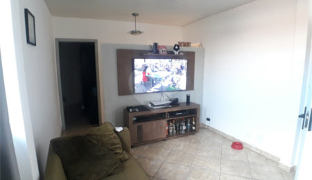 Sobrado à venda com 4 quartos em Parada Inglesa, São Paulo, SP