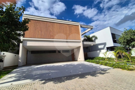 Casa à venda com 5 suítes no condomínio Alphaville Nova Esplanada 3, Votorantim - SP
