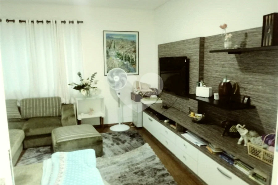 Casa à venda com 5 suítes no condomínio Suíça da Cantareira, Mairiporã - SP