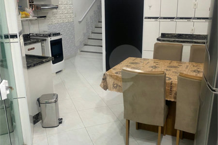 Casa à venda com 2 quartos, sendo 1 suíte,  em Cidade Jardim, Mogi das Cruzes, SP