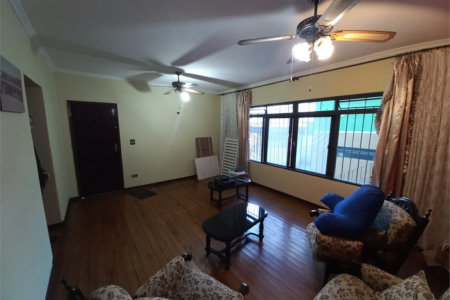 Casa à venda com 4 quartos, sendo 2 suítes, em Parque Esmeralda, São Paulo, SP