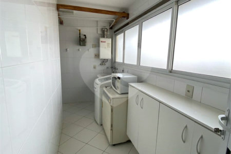 Apartamento à venda com 3 suítes em Santa Teresinha, São Paulo, SP