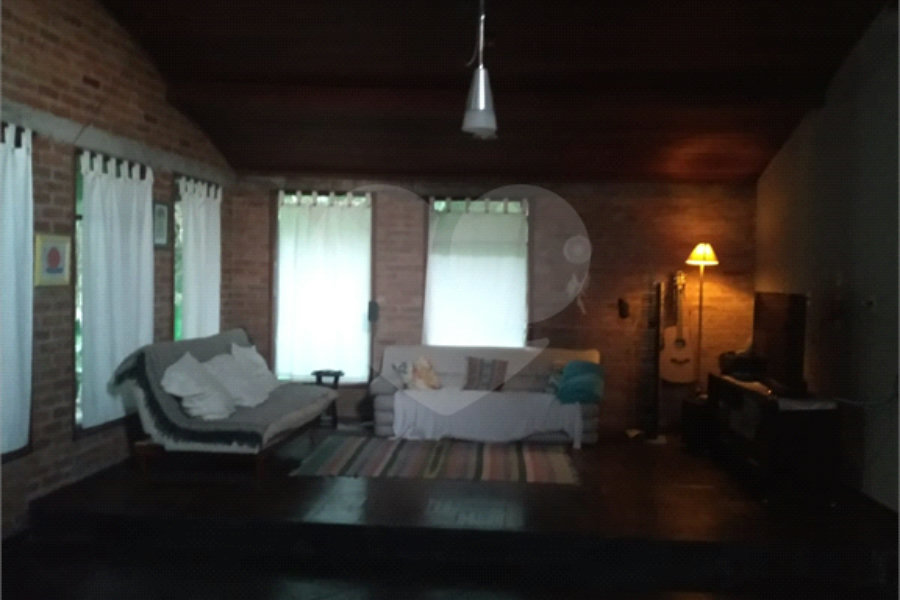Casa à venda com 3 suítes no condomínio Alpes da Cantareira, Mairiporã - SP