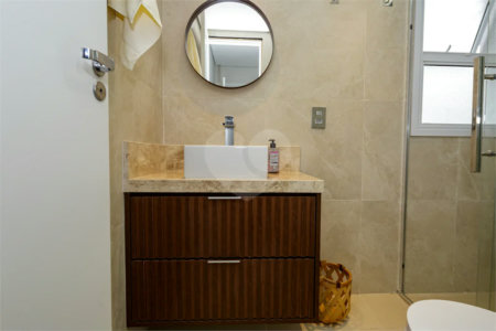 Apartamento para alugar com 3 suítes em Santo Amaro, São Paulo, SP
