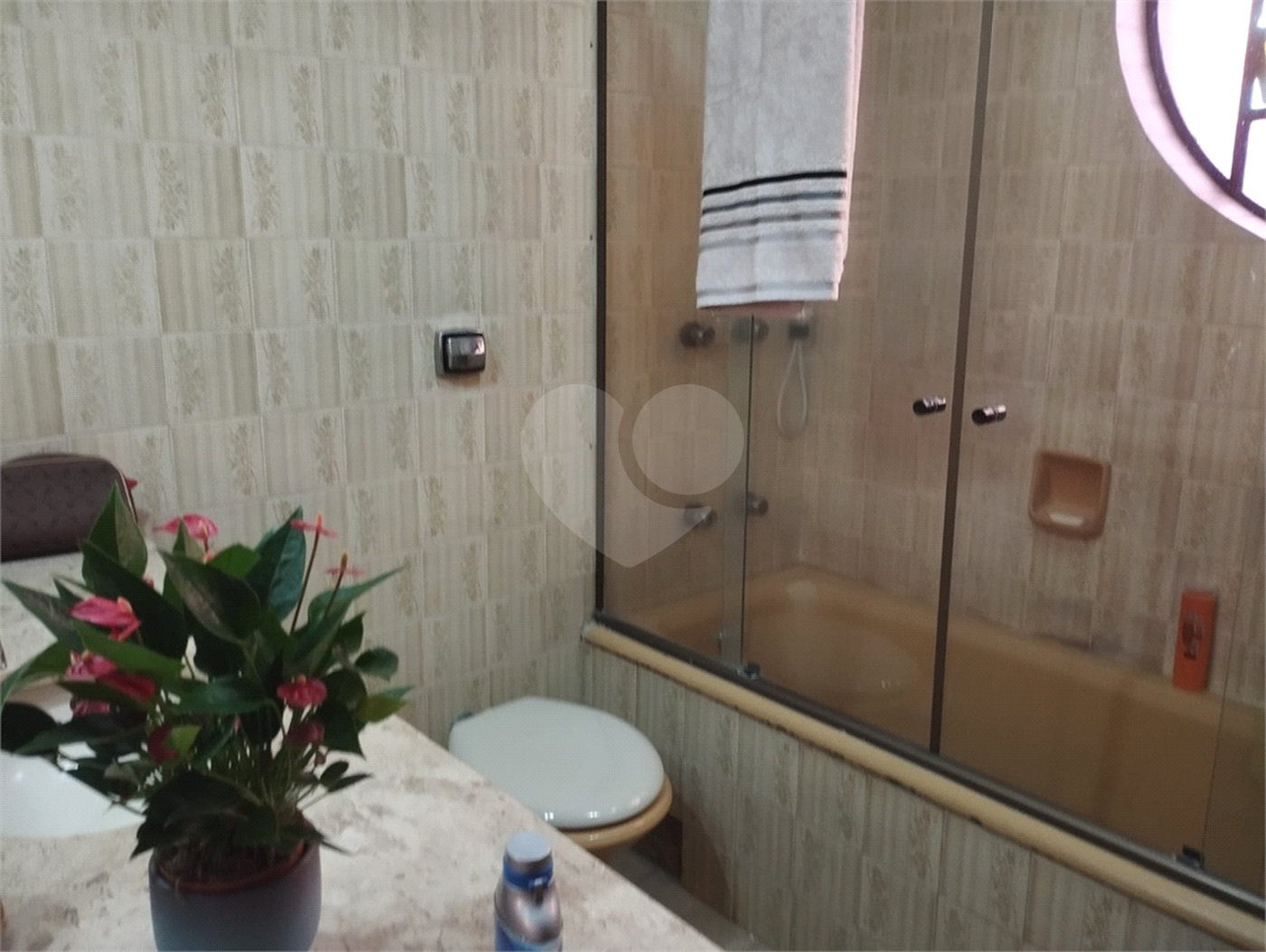 Sobrado à venda com 3 quartos, sendo 1 suíte, em Parada Inglesa, São Paulo, SP