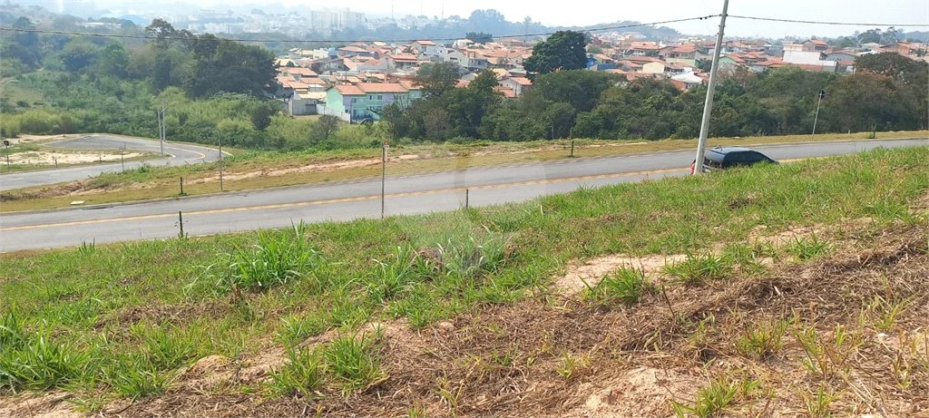 Terreno à venda em Parque dos Estados, Louveira, SP