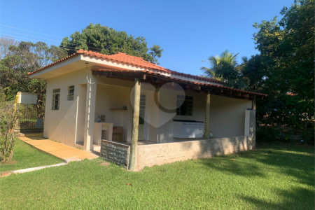 Chácara à venda com 2 quartos em Jardim Residencial Bela Vista, Dois Córregos, SP