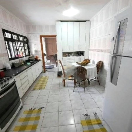 Casa à venda com 5 quartos, sendo 3 suítes, em Jardim Ester, São Paulo, SP