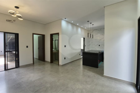 Casa à venda com 3 quartos, sendo 1 suíte, em Parque dos Lagos, Ribeirão Preto, SP