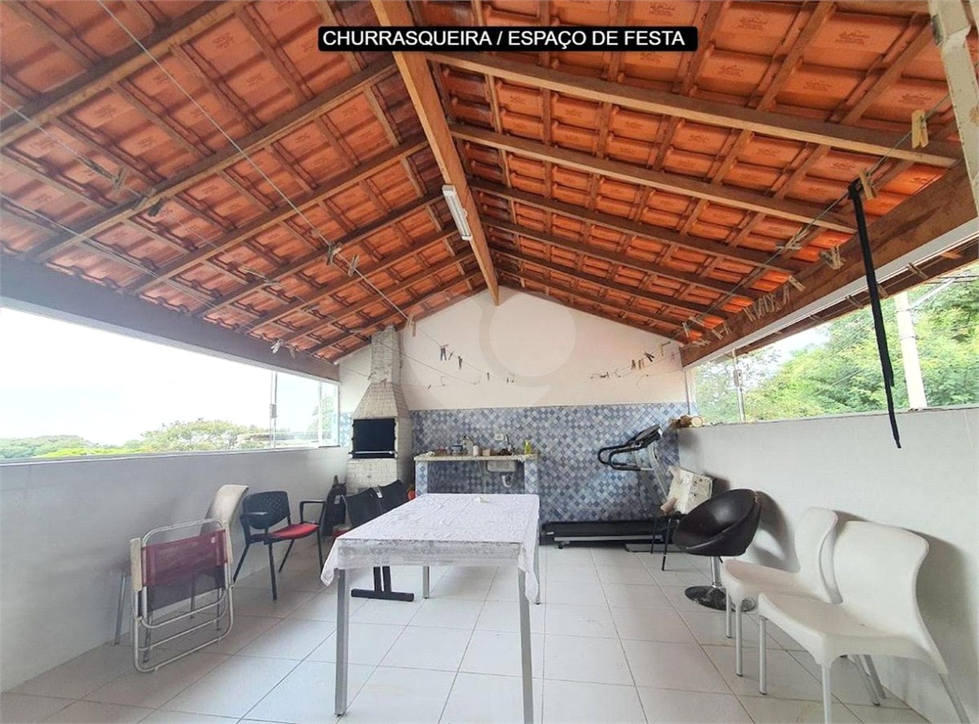 Casa à venda com 6 quartos, sendo 5 suítes, em Jardim São Bento, São Paulo, SP