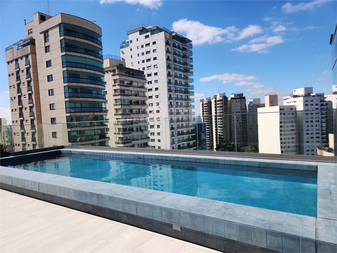 Apartamento à venda ou para alugar com 1 suíte em Santana, São Paulo, SP