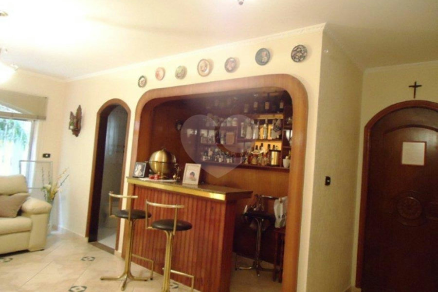 Sobrado à venda com 3 quartos, sendo 1 suíte, em Tremembé, São Paulo, SP