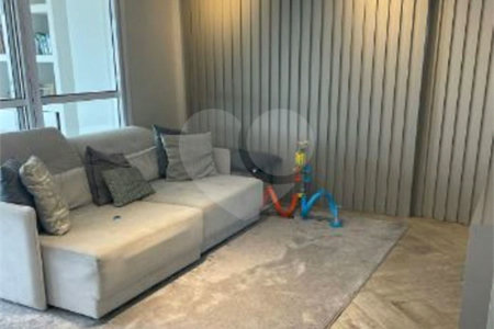 Apartamento à venda com 4 quartos, sendo 1 suíte,  em Parque São Jorge, São Paulo, SP