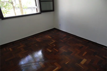 Casa à venda com 5 quartos, sendo 3 suítes, em Vila São Francisco, São Paulo, SP