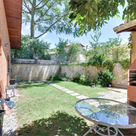 Casa Térrea à venda com 3 suítes em Jardim dos Estados, São Paulo, SP