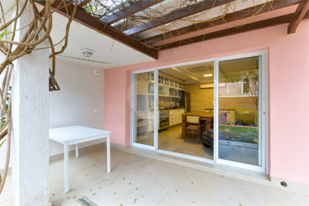 Casa à venda com 4 quartos, sendo 2 suítes,  em Alto da Boa Vista, São Paulo, SP