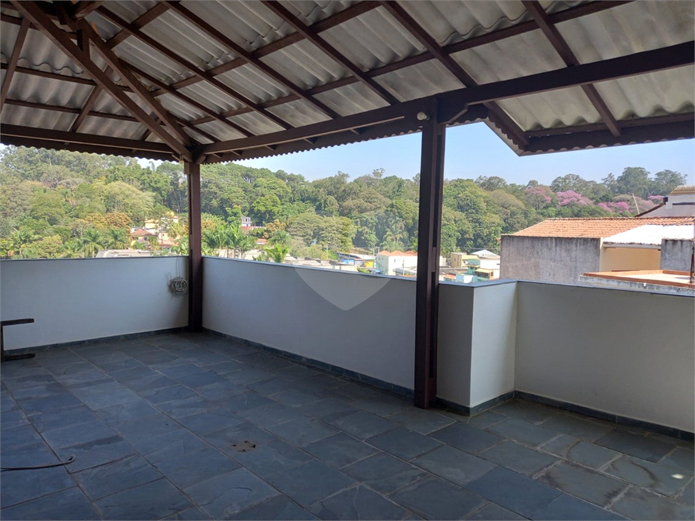 Sobrado à venda com 3 quartos, sendo 1 suíte, em Horto, São Paulo, SP