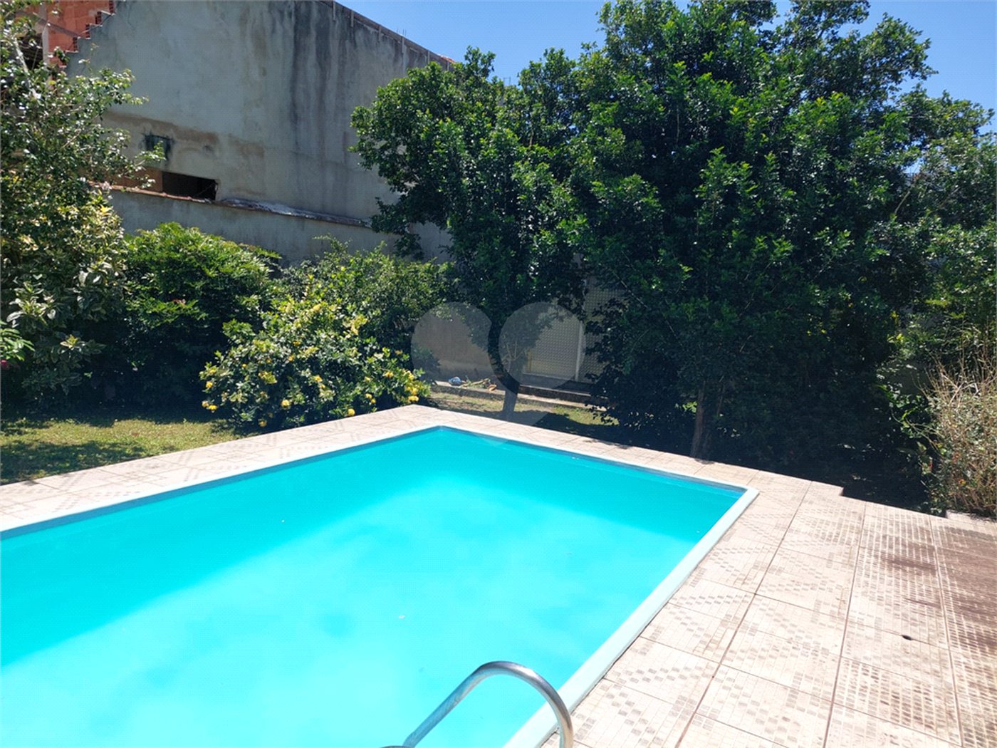 Casa à venda com 2 quartos, sendo 1 suíte,  em Vila Muriqui, Mangaratiba, RJ