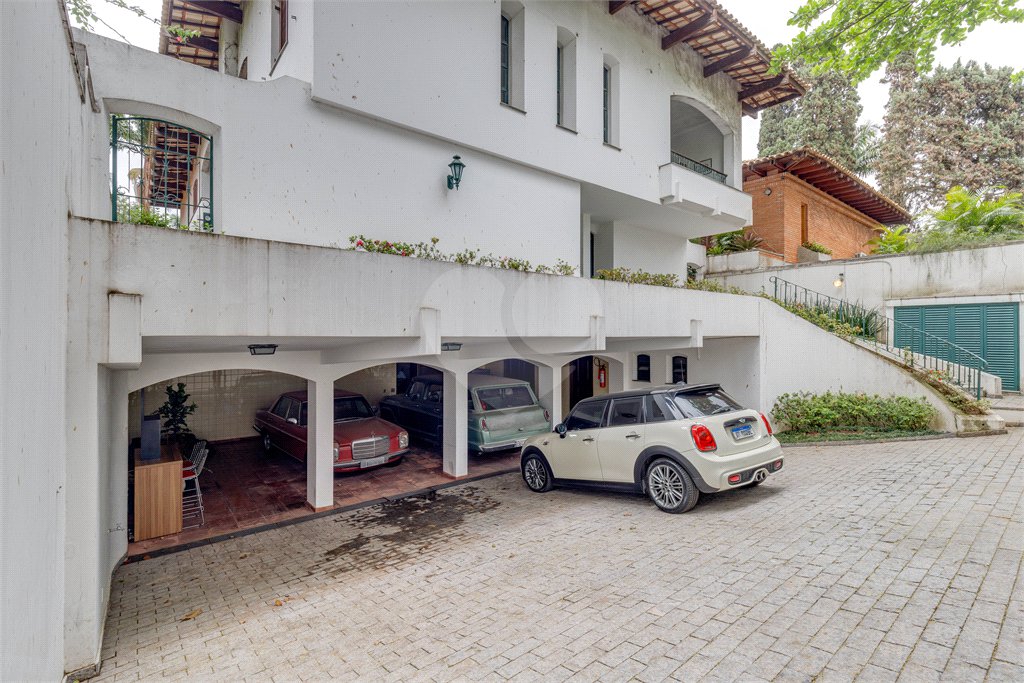 Casa à venda ou para alugar com 4 suítes em Brooklin Velho, São Paulo, SP
