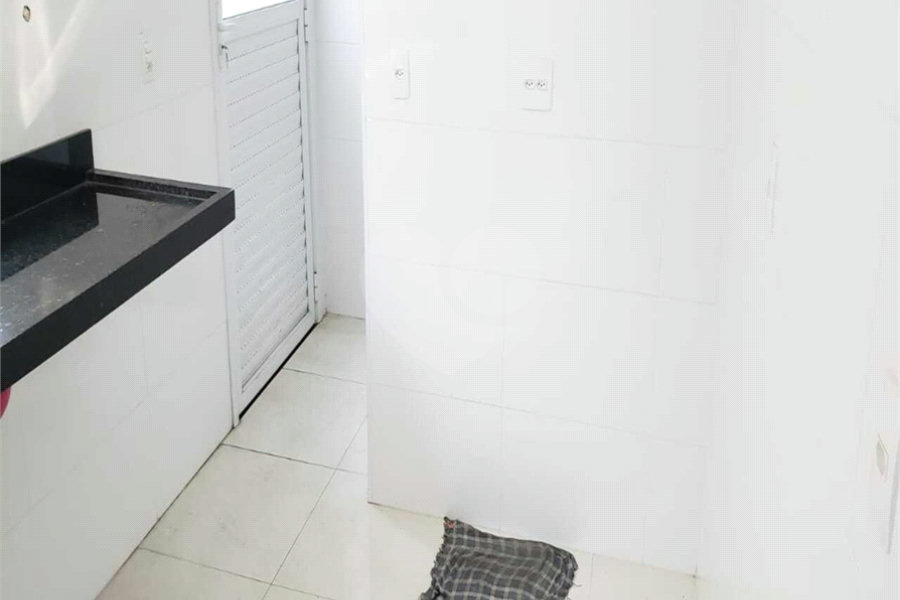 Sobrado à venda com 3 quartos, sendo 1 suíte, em Vila Romero, São Paulo, SP