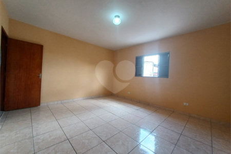 Sobrado à venda com 2 quartos em Jardim Guaíba, Sorocaba, SP