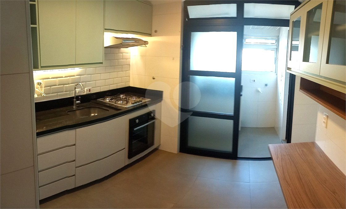 Apartamento para alugar com 3 quartos, sendo 1 suíte, em Vila Cordeiro, São Paulo, SP