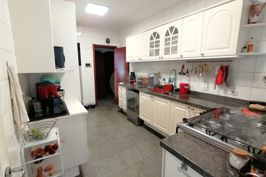 Casa Térrea à venda com 3 quartos, sendo 1 suíte,  em Vila Mariana, São Paulo, SP