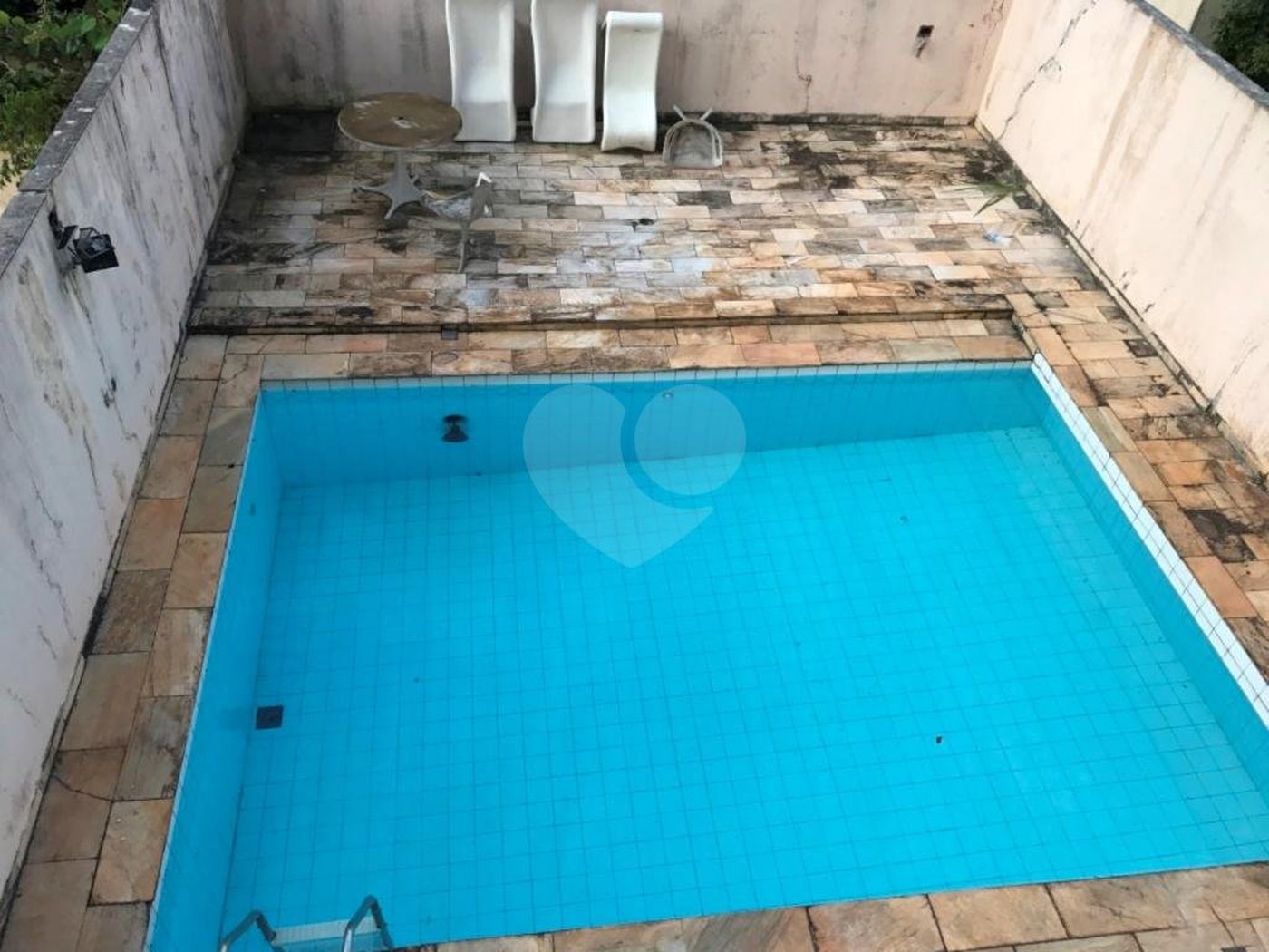 Sobrado à venda com 5 quartos, sendo 1 suíte, em Santa Teresinha, São Paulo, SP