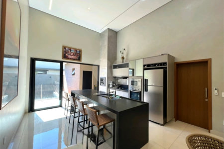 Casa à venda com 3 suítes no condomínio Praça dos Pássaros, Ribeirão Preto - SP