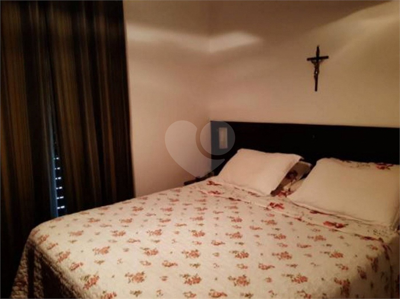 Casa à venda com 2 suítes no condomínio Villa Faenza, São Paulo - SP