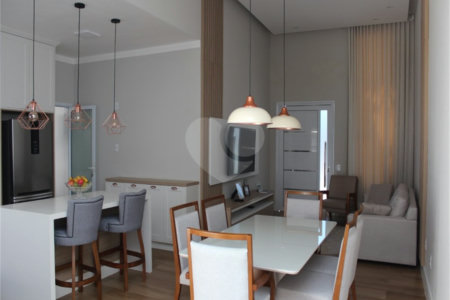 Casa à venda com 3 quartos, sendo 2 suítes, no condomínio Residencial Mantova, Indaiatuba - SP