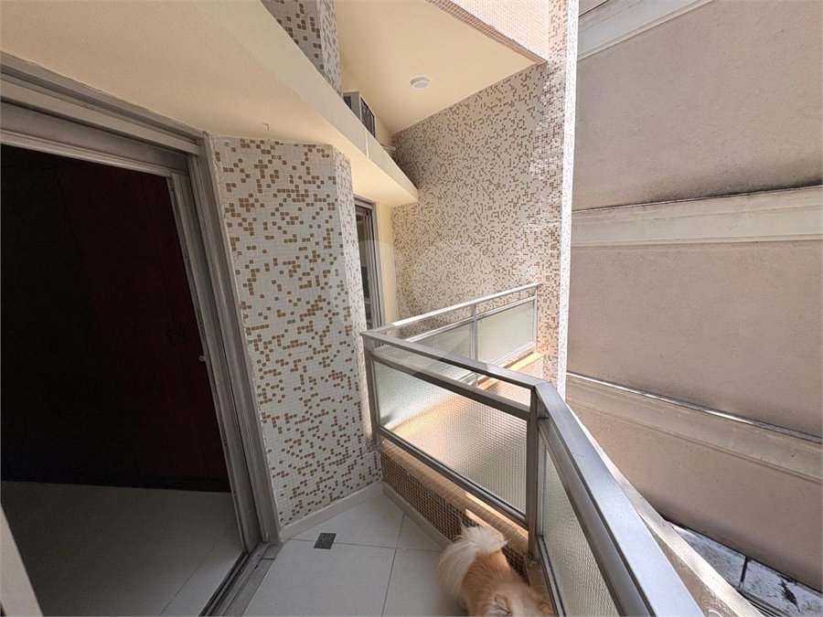 Apartamento à venda com 3 quartos, sendo 1 suíte,  em Lagoa, Rio de Janeiro, RJ