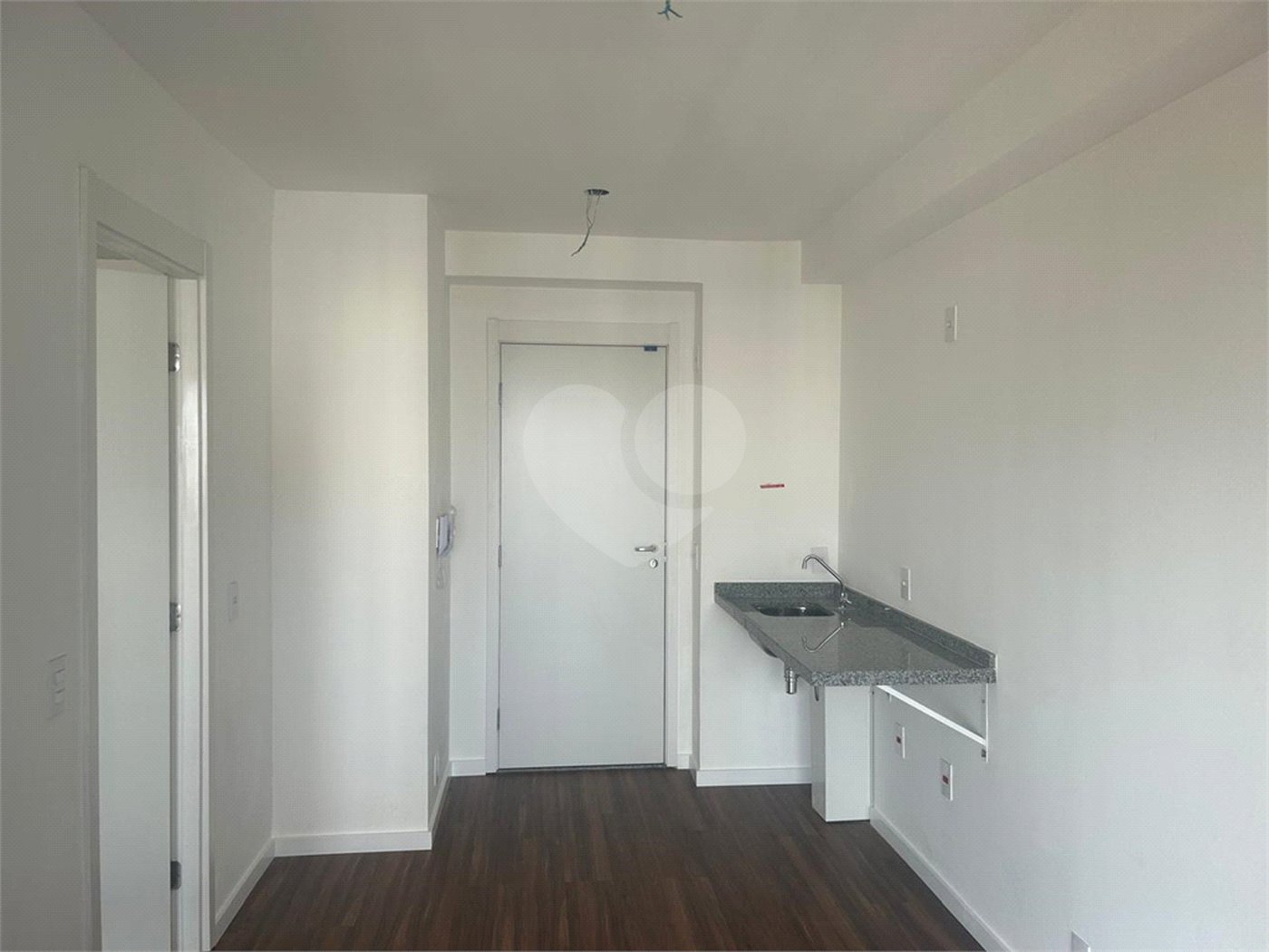 Apartamento à venda com 1 suíte em Cerqueira César, São Paulo, SP
