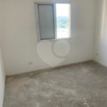 Apartamento à venda com 2 quartos, sendo 1 suíte, em Vila Galvão, Guarulhos, SP