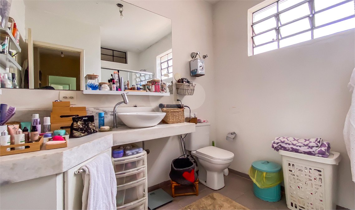 Sobrado à venda com 3 quartos, sendo 1 suíte, em Brooklin Paulista, São Paulo, SP