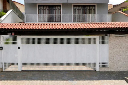 Casa à venda com 4 quartos, sendo 1 suíte, em City Bussocaba, Osasco, SP