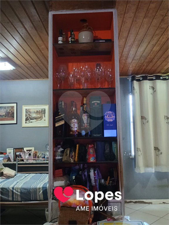 Casa à venda com 7 quartos, sendo 2 suítes, em Campo Grande, Rio de Janeiro, RJ