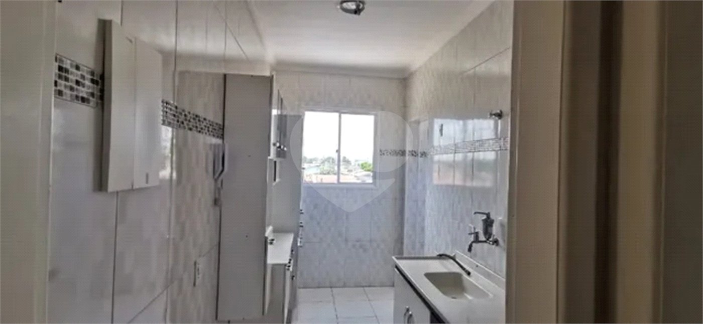 Apartamento à venda com 2 quartos em Vila São José, Taubaté, SP