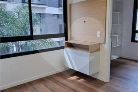 Apartamento à venda com 2 quartos, sendo 1 suíte, em Moema, São Paulo, SP